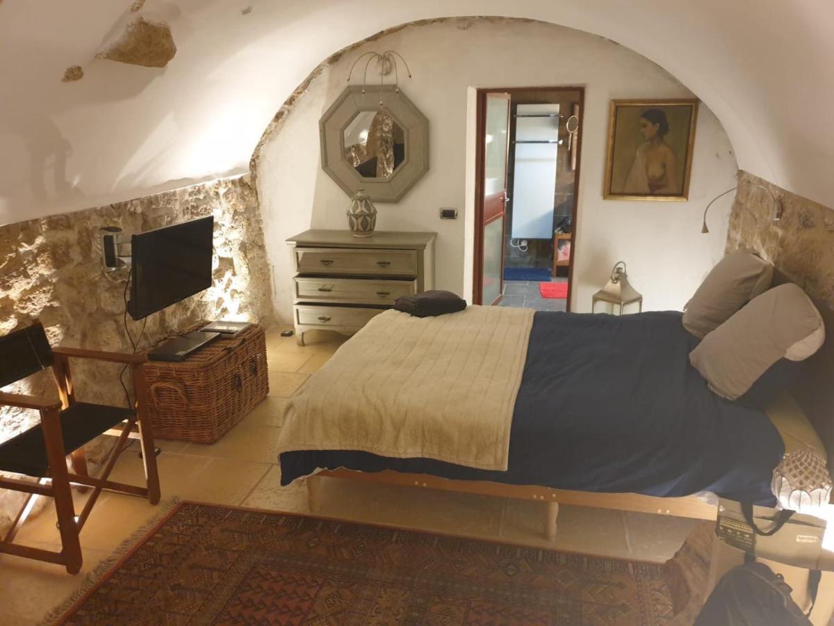 La Villageoise, Chambre Troglodyte Pitoresque Au Coeur Du Village Rognes Экстерьер фото
